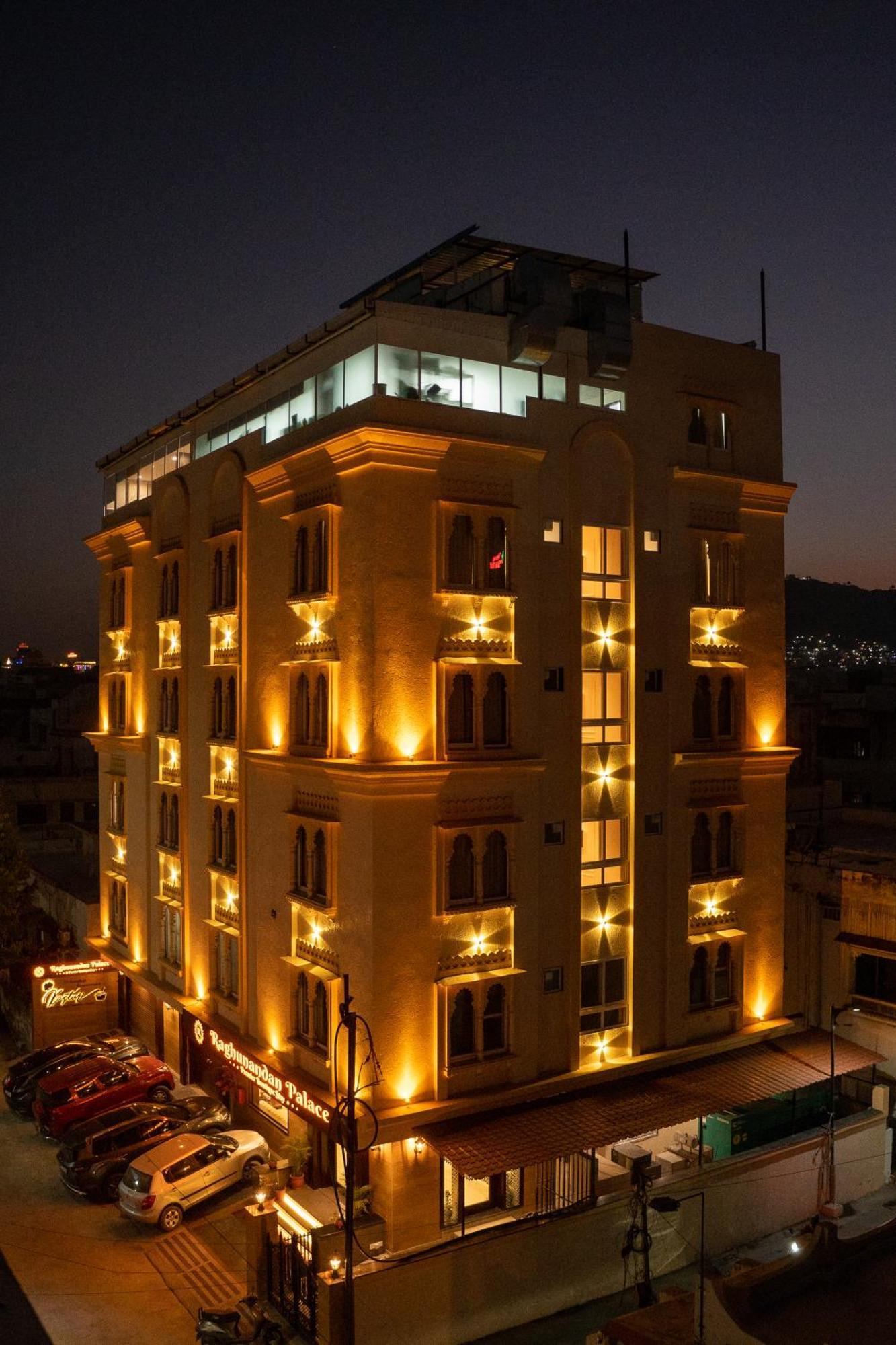 Raghunandan Palace - A Premier Boutique Stay, City Center & 500 Meters From City Railway Station Udaipur Dış mekan fotoğraf